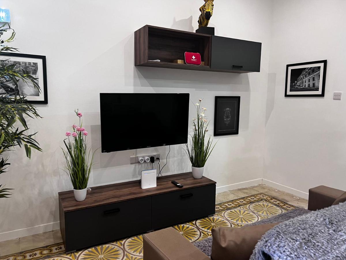 Вилла Dar Barbara - Duplex 1 Double Bed Maltese Style House Cospicua Экстерьер фото